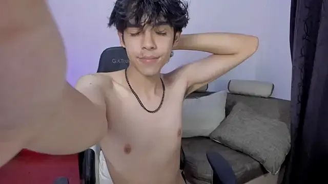 seraphine23 – webcam model profile photo Image 14