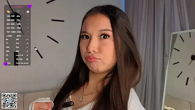 AllisonKron – webcam model profile photo Image 4