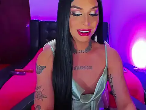 CarolBarker – webcam model profile photo Image 10