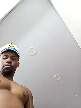 AlejoKhalifa_ Image 12