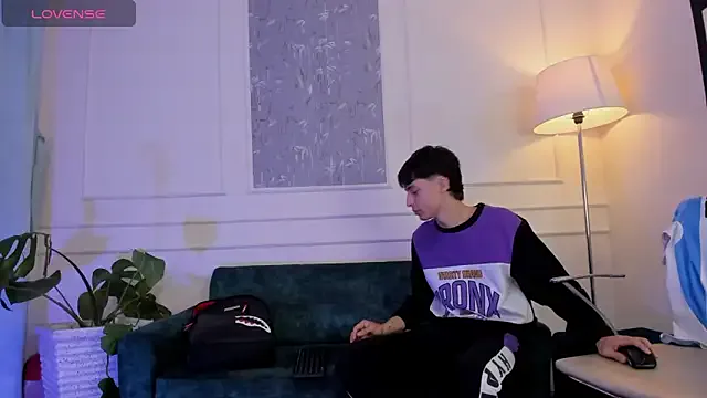 jungcock3210 – webcam model profile photo Image 3