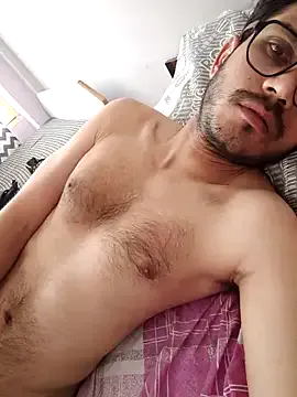 kai101010 – webcam model profile photo Image 7