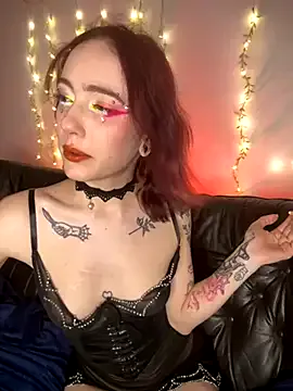 zui_lu – webcam model profile photo Image 10