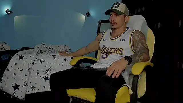 Humsafar-HDX-13 – webcam model profile photo Image 18