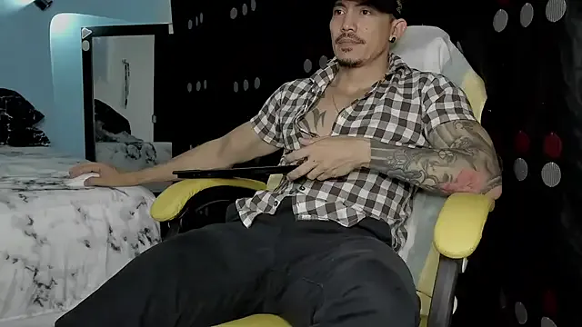 Humsafar-HDX-13 – webcam model profile photo Image 3