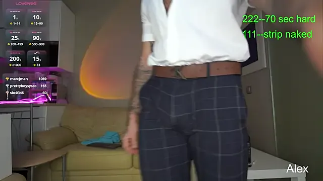 Yui-Ch – webcam model profile photo Image 15