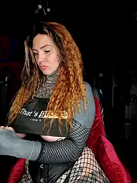 Alirawrz – webcam model profile photo Image 3