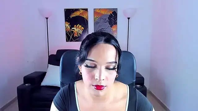  – webcam model profile photo Image 13