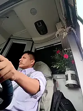 Simone_Miller – webcam model profile photo Image 18