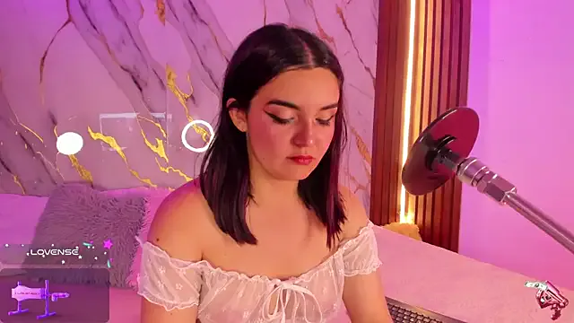 Mia--meow – webcam model profile photo Image 13