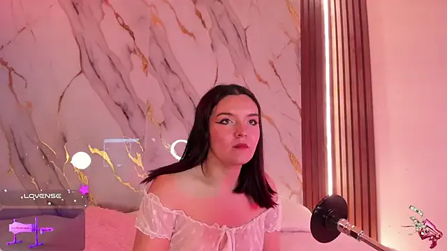 Mia--meow – webcam model profile photo Image 18