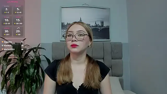 HornyMom_ – webcam model profile photo Image 15