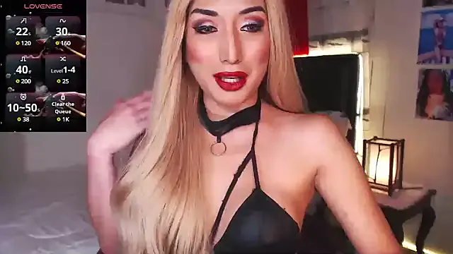  – webcam model profile photo Image 4