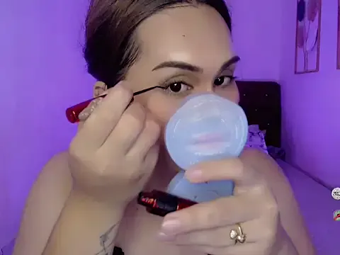 Mia--meow – webcam model profile photo Image 6