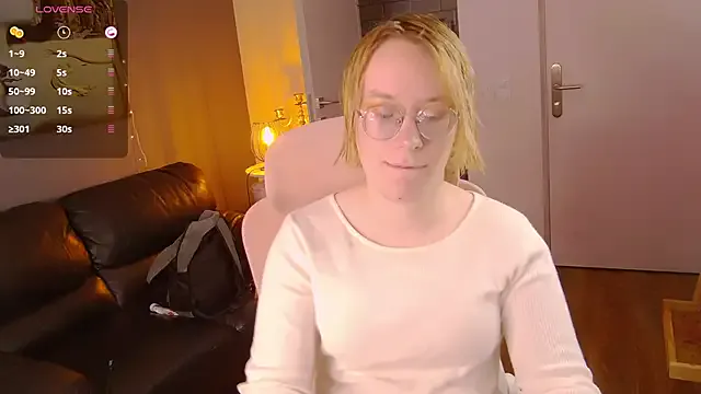 Lasofia – webcam model profile photo Image 2