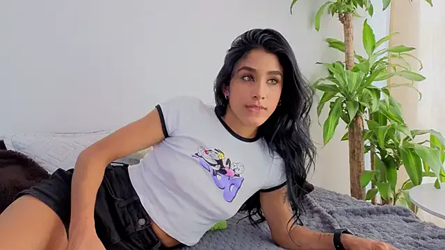 CleoLangley – webcam model profile photo Image 9