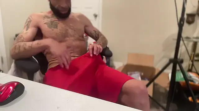 Yui-Ch – webcam model profile photo Image 5