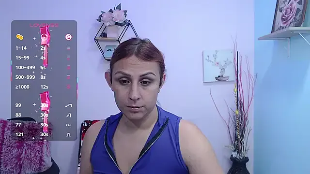  – webcam model profile photo Image 12