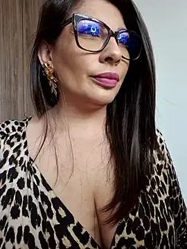 LadySugar – webcam model profile photo Image 2