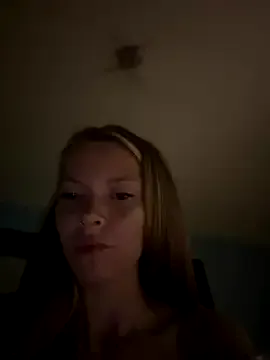 Yui-Ch – webcam model profile photo Image 15