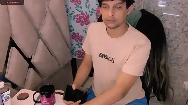 missdirtyhot_ – webcam model profile photo Image 10