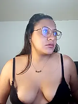 _MiaQueen_ – webcam model profile photo Image 13