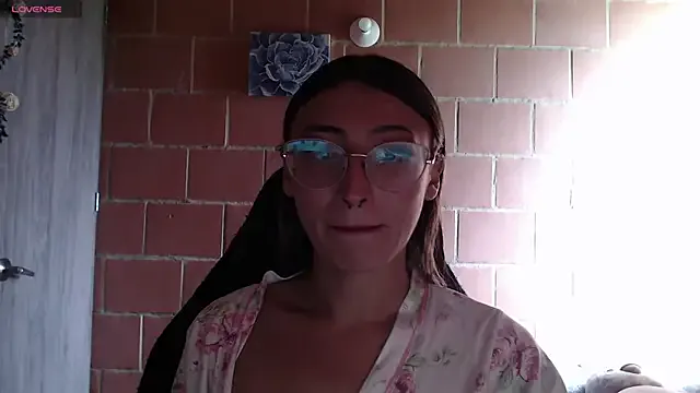 TransHotShow – webcam model profile photo Image 1