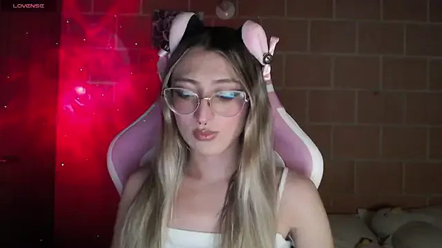 TransHotShow – webcam model profile photo Image 17