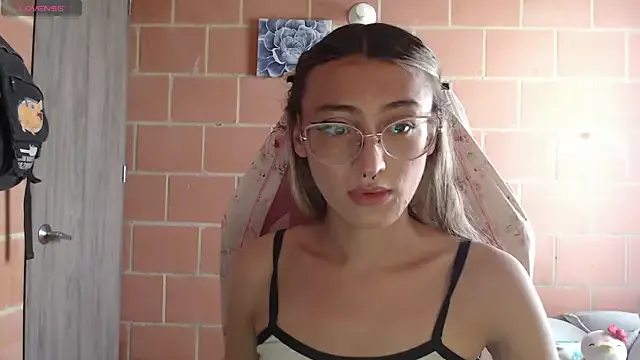 TransHotShow – webcam model profile photo Image 18