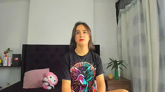 Shiny_Jennifer – webcam model profile photo Image 14