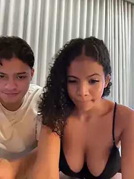 Alice_surprise cam model Image 2