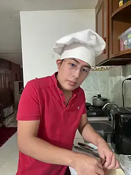 FroggyAnna – webcam model profile photo Image 4