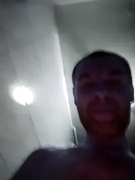 riku38777 – webcam model profile photo Image 9