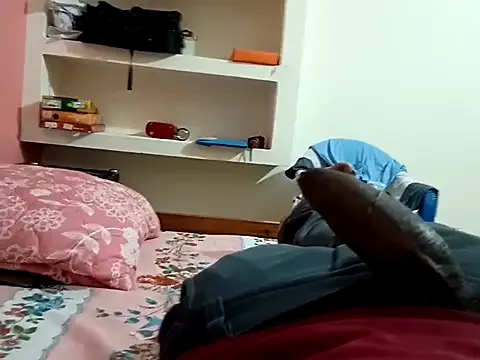 _MiaQueen_ – webcam model profile photo Image 3