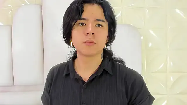 Nonchan_ – webcam model profile photo Image 2