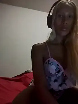  – webcam model profile photo Image 14