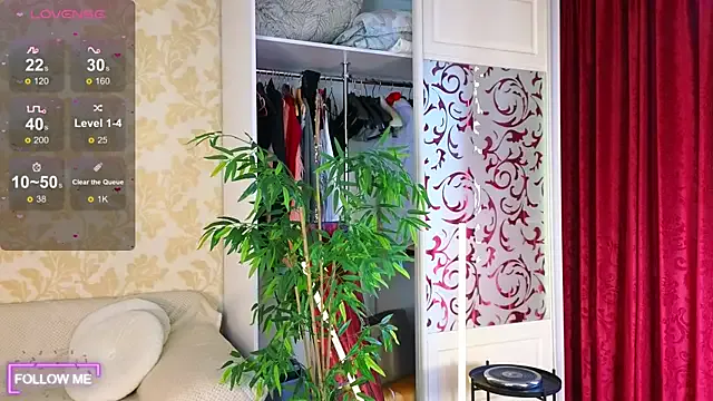 BellaLeen – webcam model profile photo Image 9