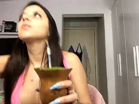 tuanzi125216 – webcam model profile photo Image 12