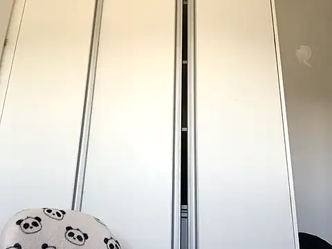 tuanzi125216 – webcam model profile photo Image 16