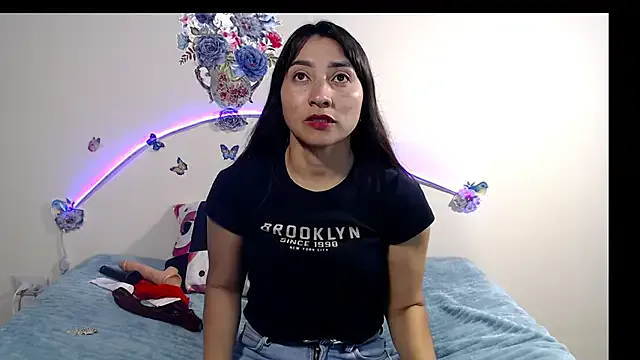 BriaKaye – webcam model profile photo Image 13