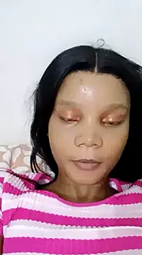 Humsafar-HDX-13 – webcam model profile photo Image 4