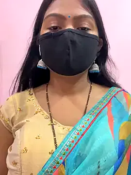 hina_porn – webcam model profile photo Image 3