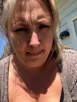 Anna_Alexa Image 12