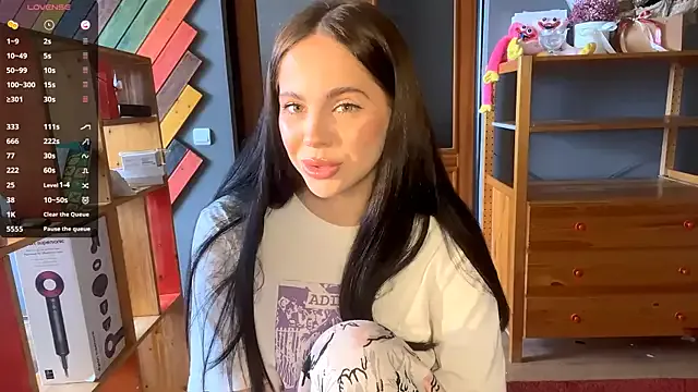 Humsafar-HDX-13 – webcam model profile photo Image 8