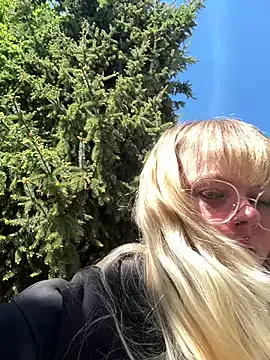 secretcrazy69 – webcam model profile photo Image 4