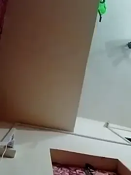 Yui-Ch – webcam model profile photo Image 18