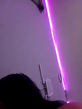 Mia--meow – webcam model profile photo Image 6