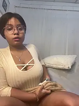 SunnyBlair – webcam model profile photo Image 14