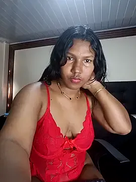 roouse – webcam model profile photo Image 13