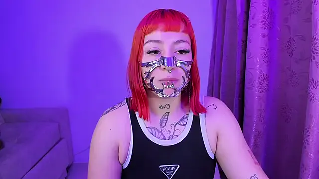 HillaryLewis – webcam model profile photo Image 4